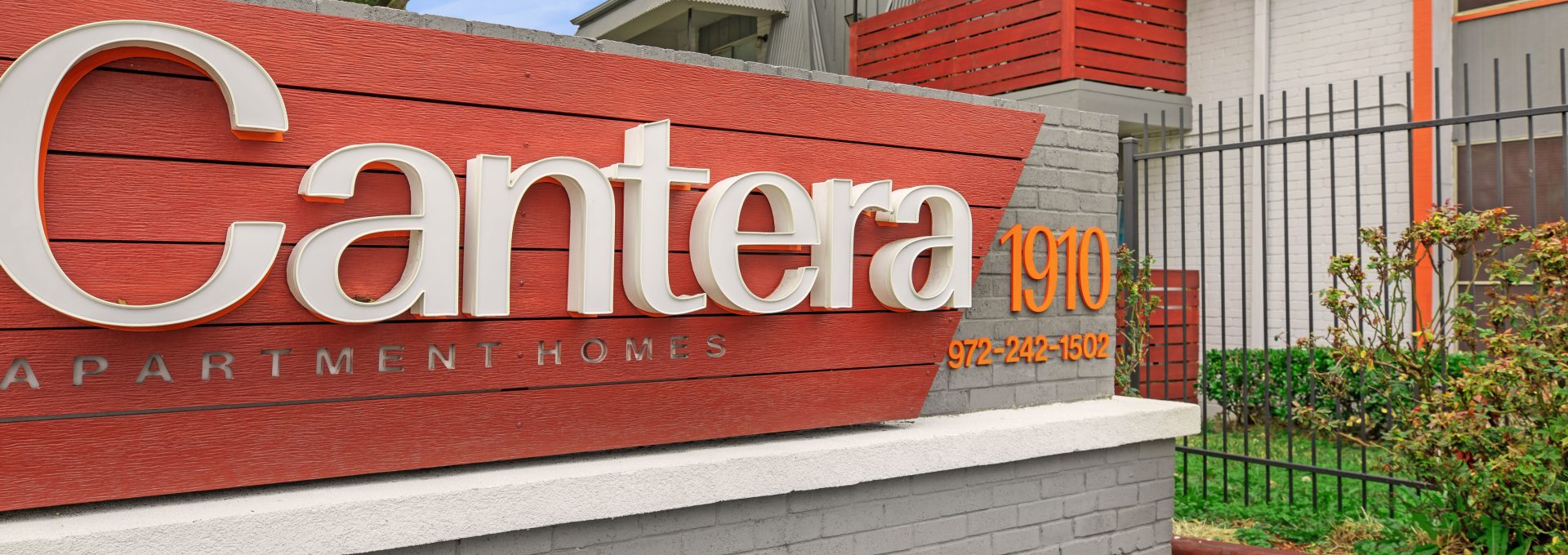 the sign for cantera apartments in austin, texas at The Cantera Apartment Homes